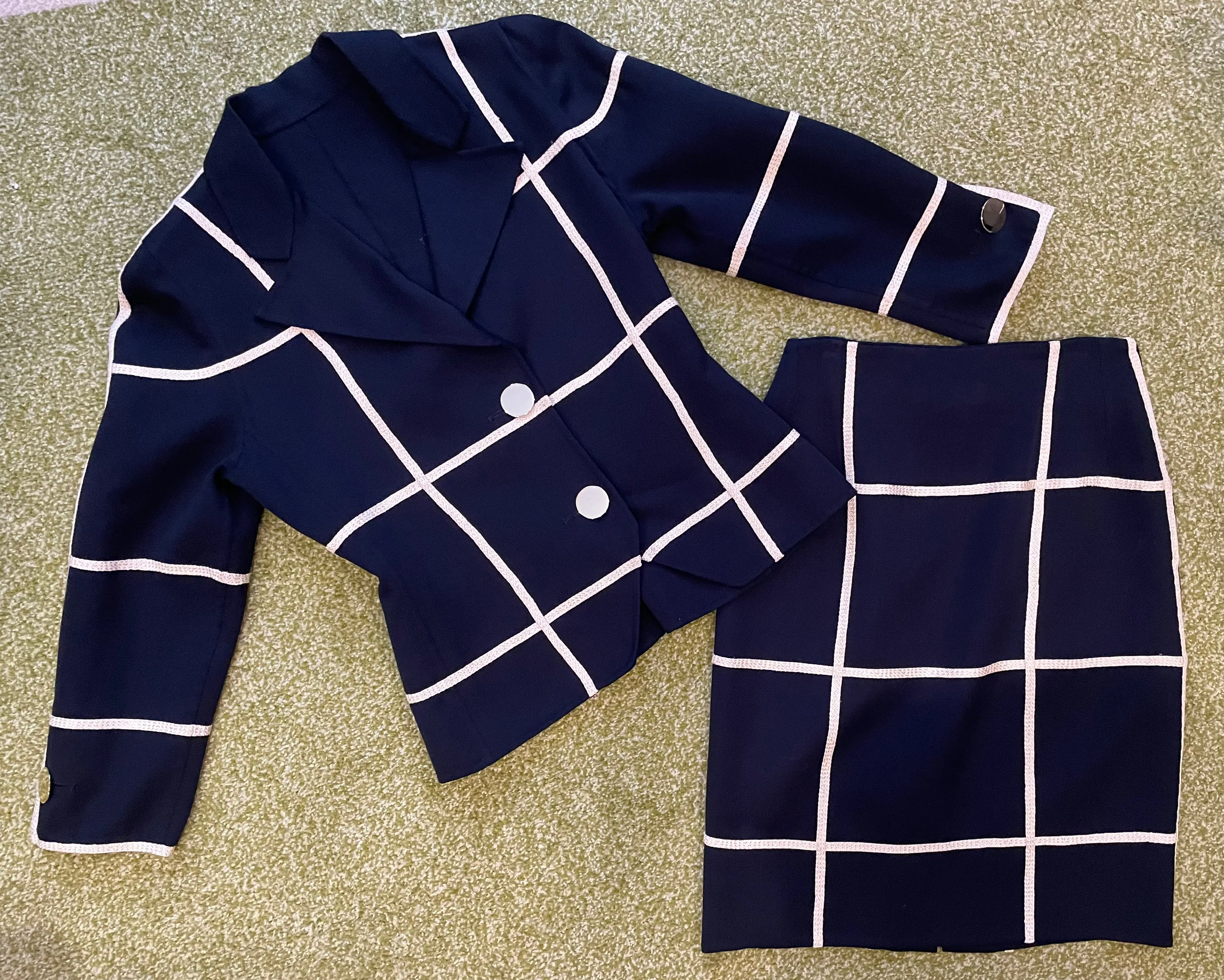 Bill Blass Suit (Size 2)