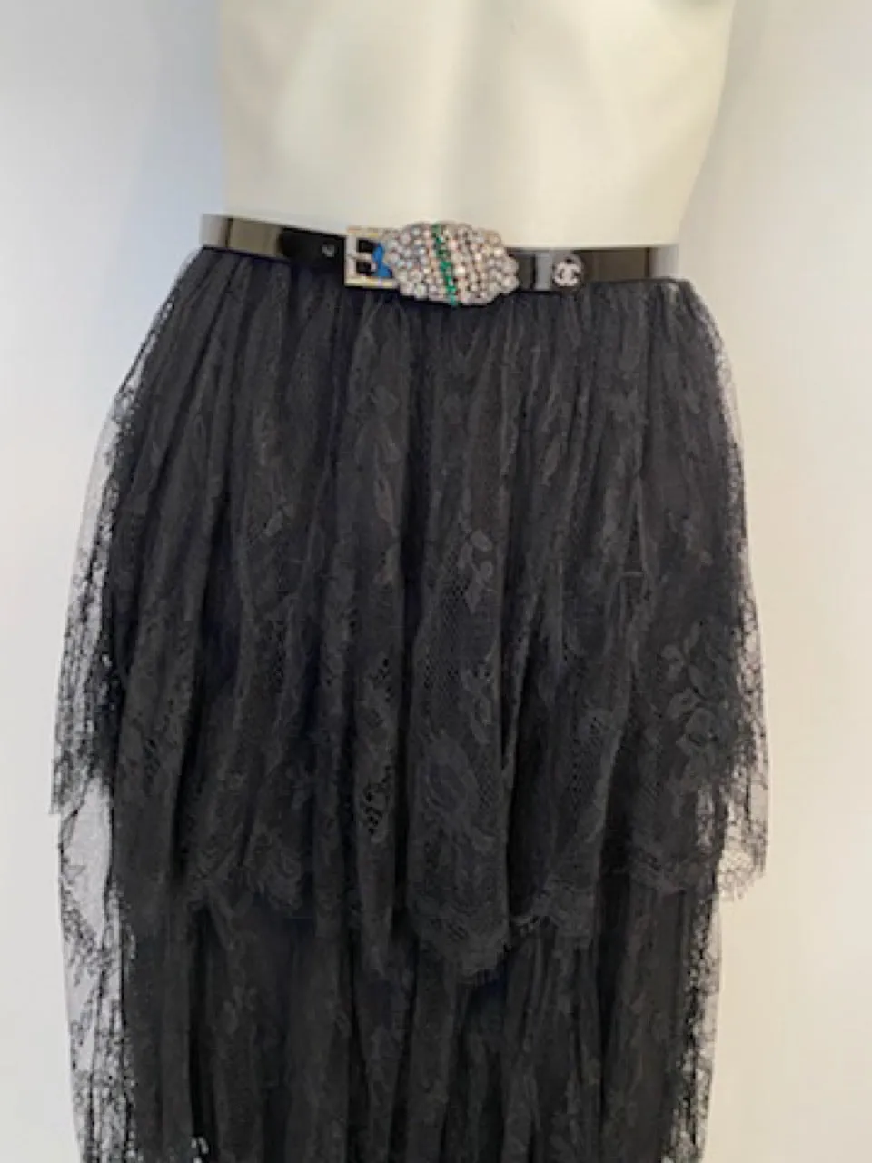 Chanel 01P 2001 Spring Black Lace Skirt FR 34