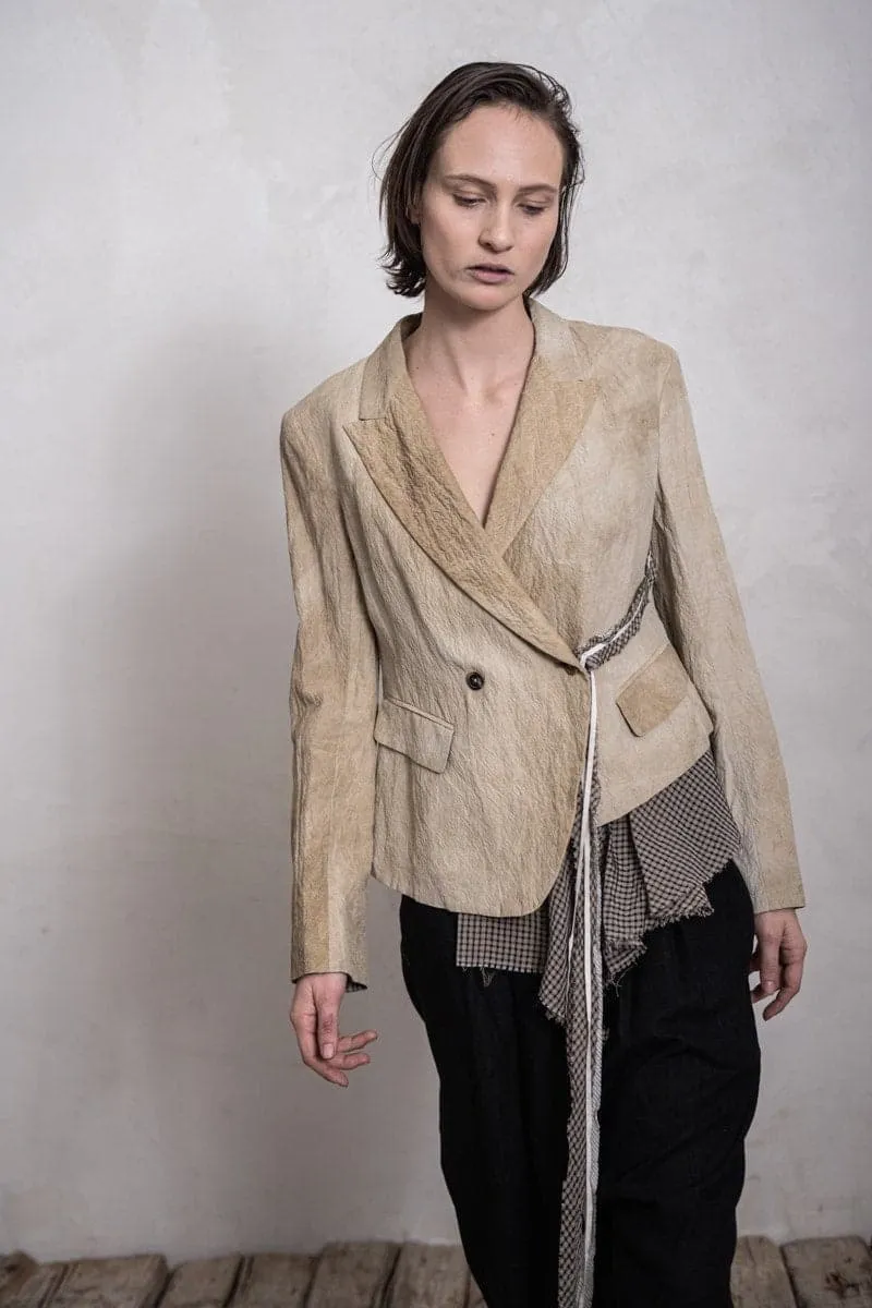 Forme D'Expression | Asymmetric Blazer DG037 | Leinen Damenblazer in beige