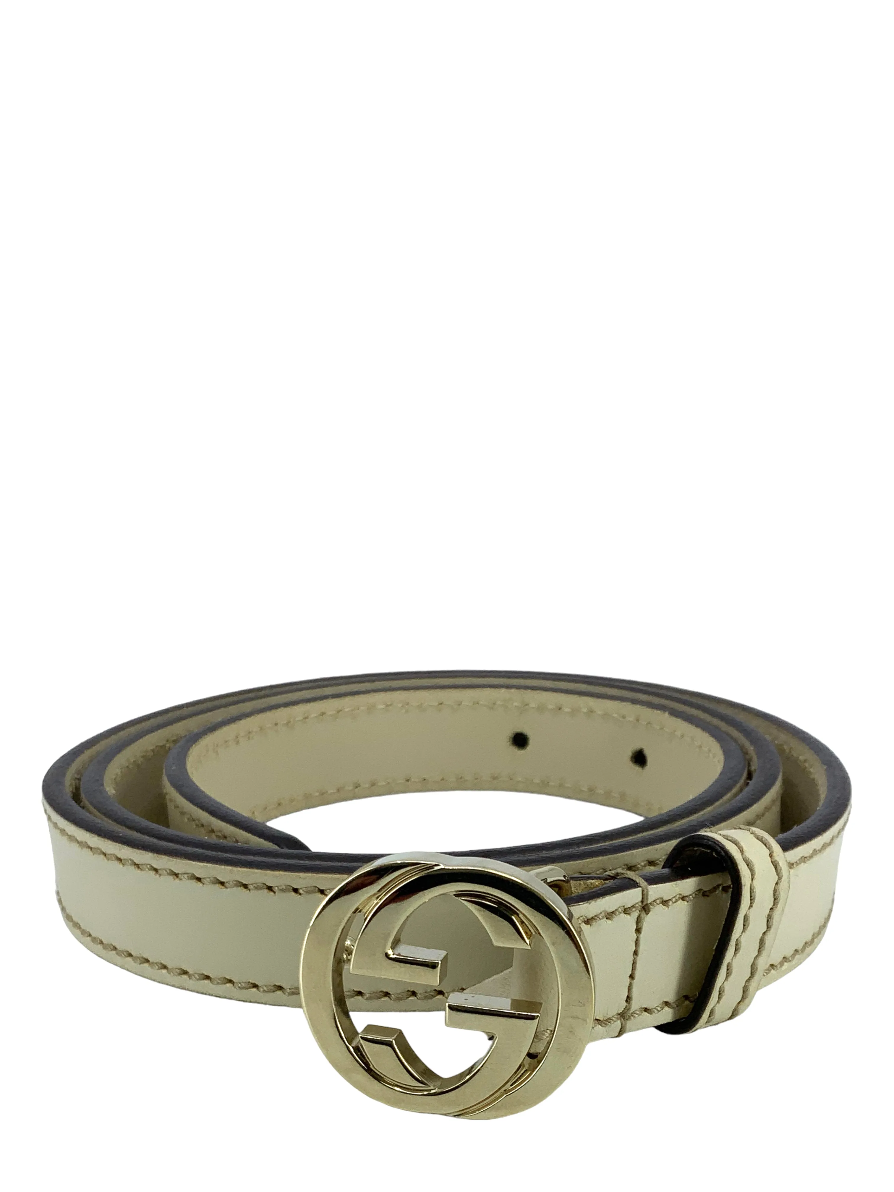 Classic Gucci GG Logo Leather Belt in Size 80 - Petite