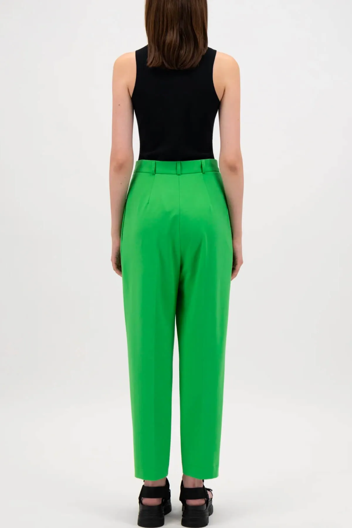 Harris Wharf Tapered Pant - Apple Green