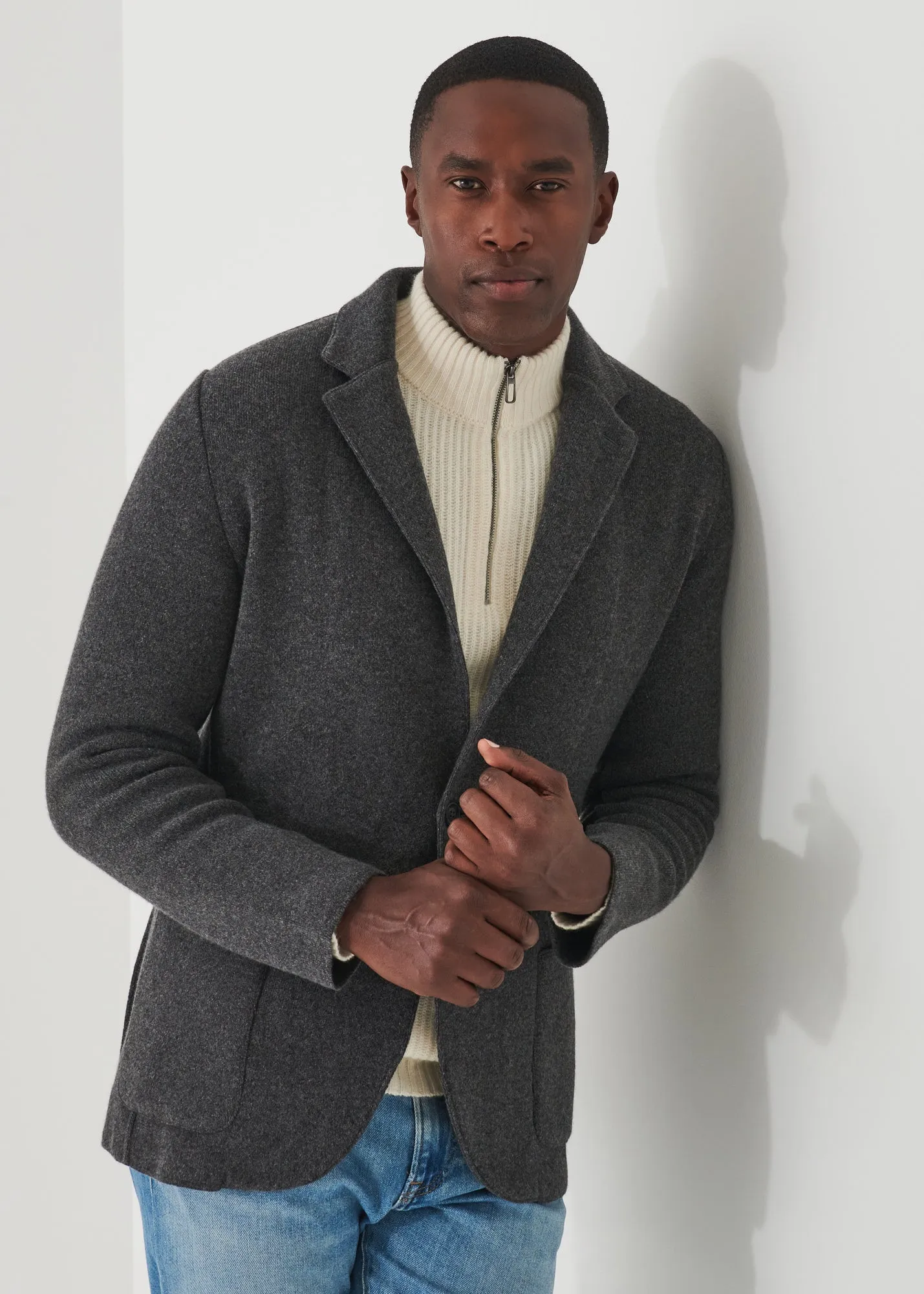 ITALIAN CASHMERE TWO-BUTTON BLAZER