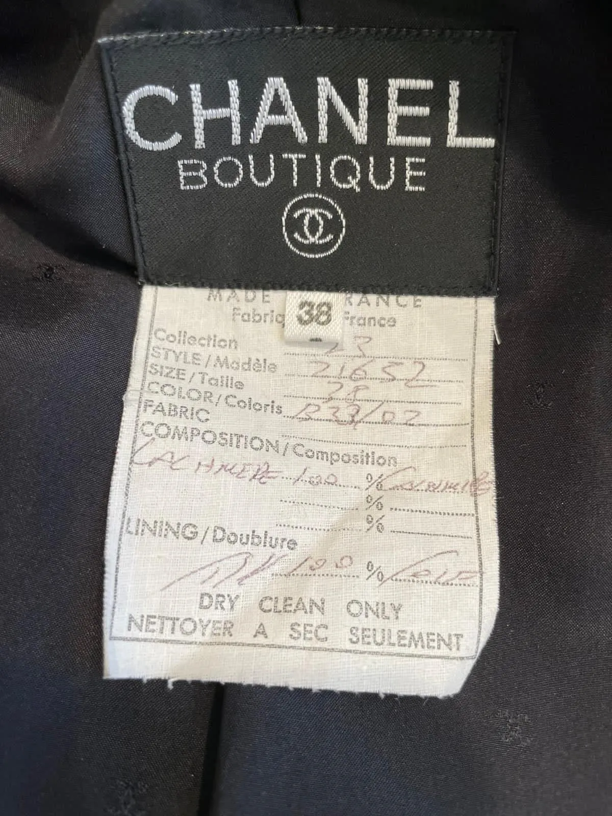 Vintage Collection 23 1990’s Chanel Beautiful Soft Cashmere Black Double Breasted Blazer Jacket FR 38 US 6/8